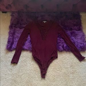 women’s body suit